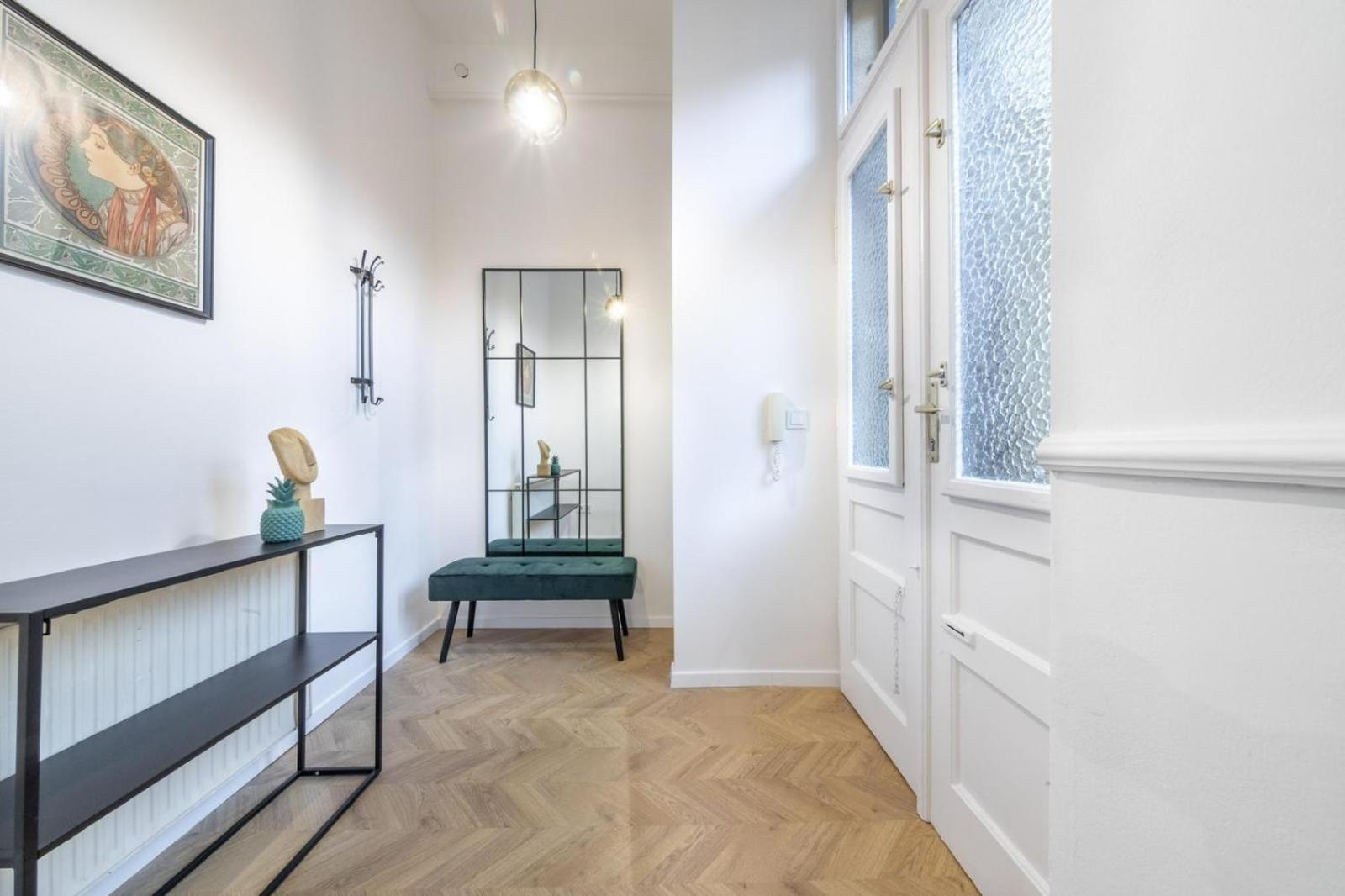 Sass Glamour Apartment Next To St Stephen Basilica S1 Budapest Extérieur photo